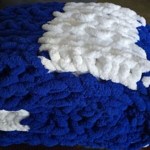Handmade Chunky Chenille Throw - Royal Blue & White